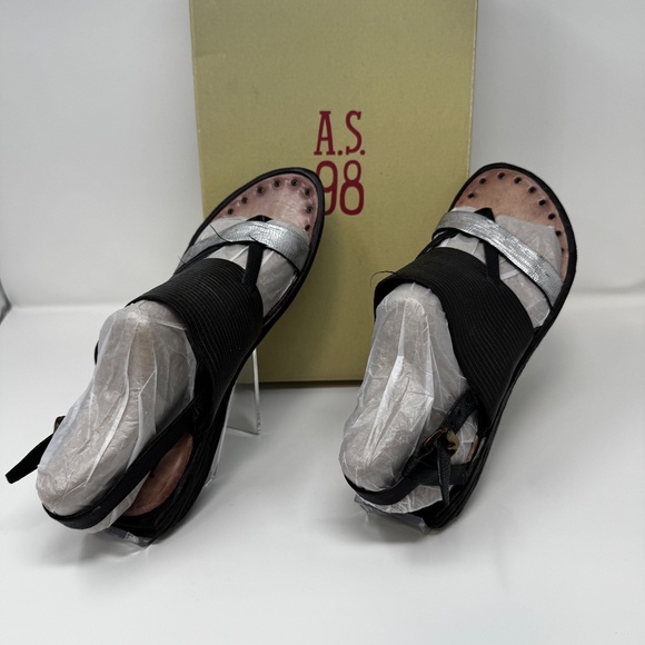 A.S.98 Italian Leather Sandals – Black & Silver Strappy Thong – Women’s Size 40 - Picture 9 of 10